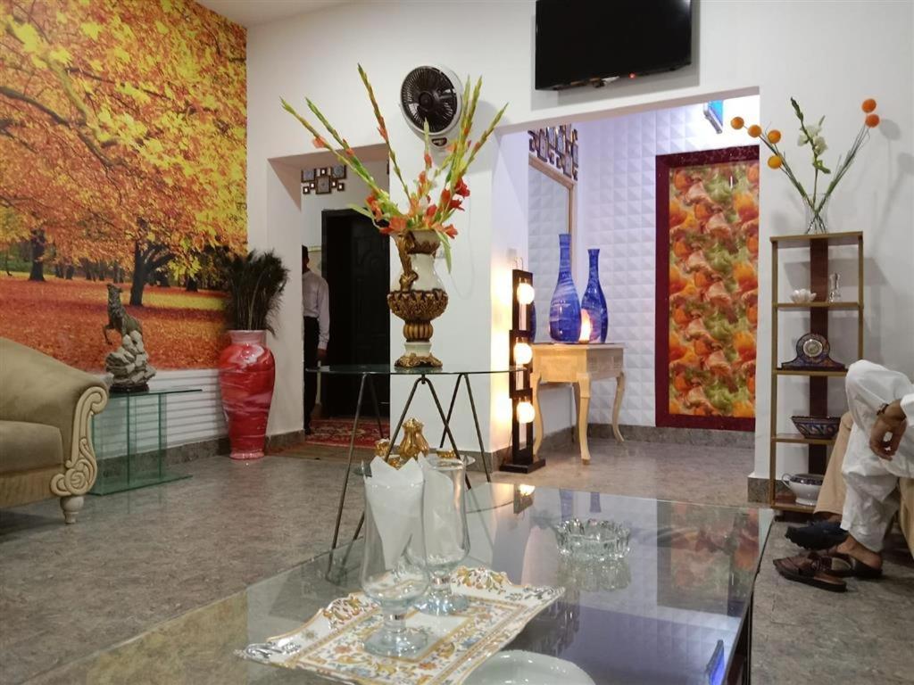 Helen One Hotel Lahore Luaran gambar